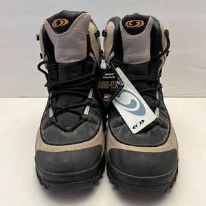 Salomon Women’s Winter Boots Gore-tex Size 7.5 NWT